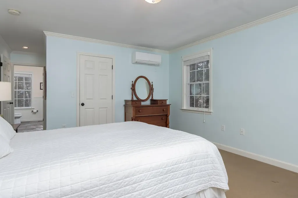 24 Stoneybrook Road Bow NH 03304