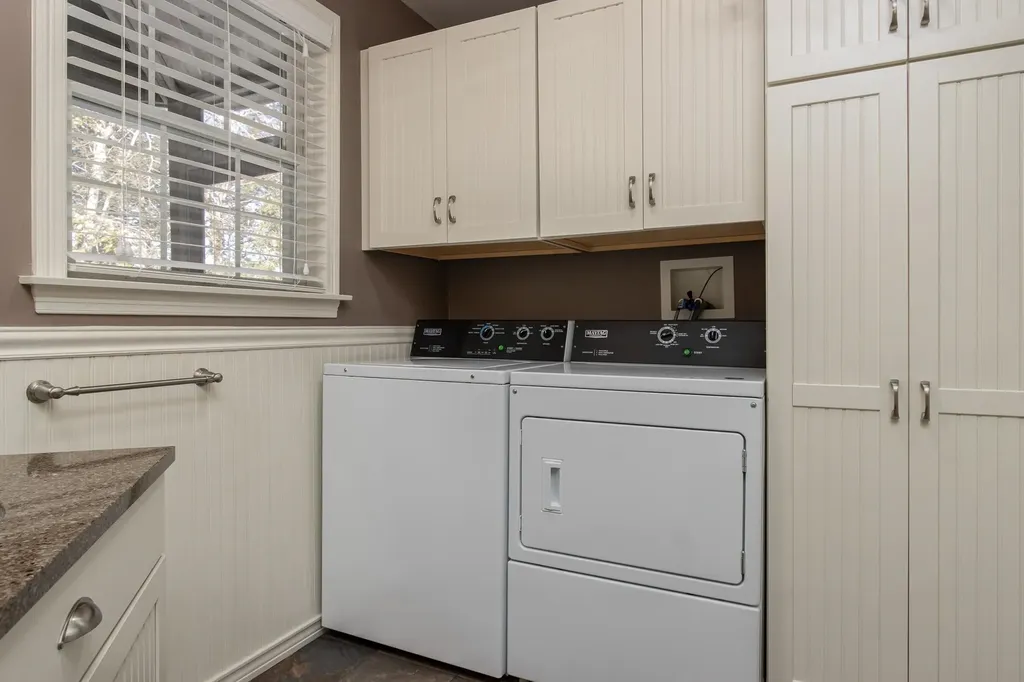 24 Stoneybrook Road Bow NH 03304