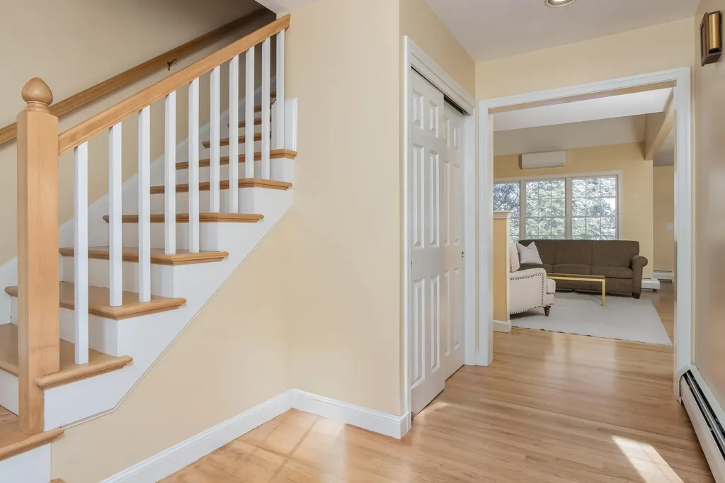 24 Stoneybrook Road Bow NH 03304