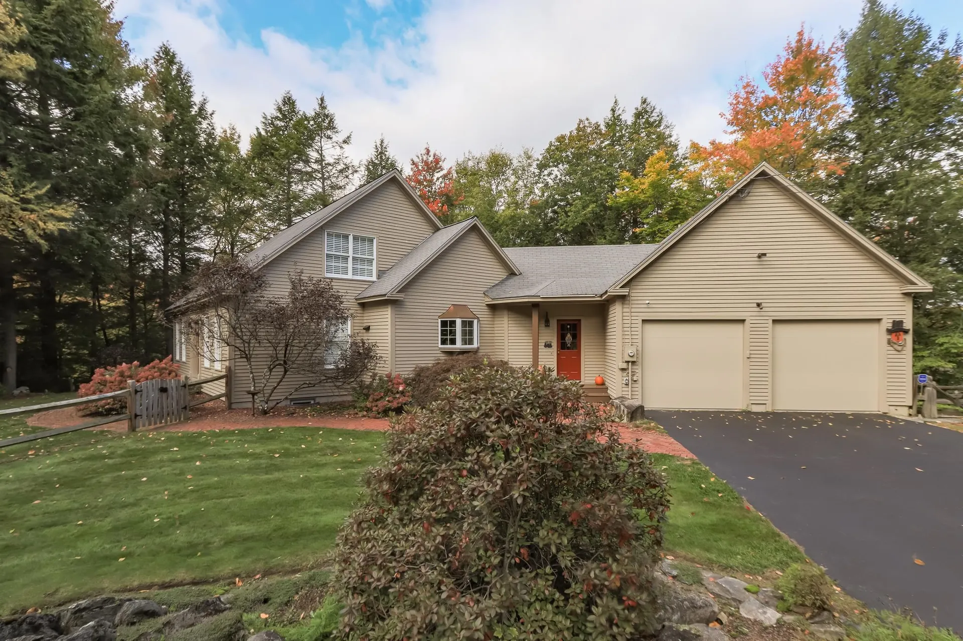 24 Stoneybrook Road Bow NH 03304