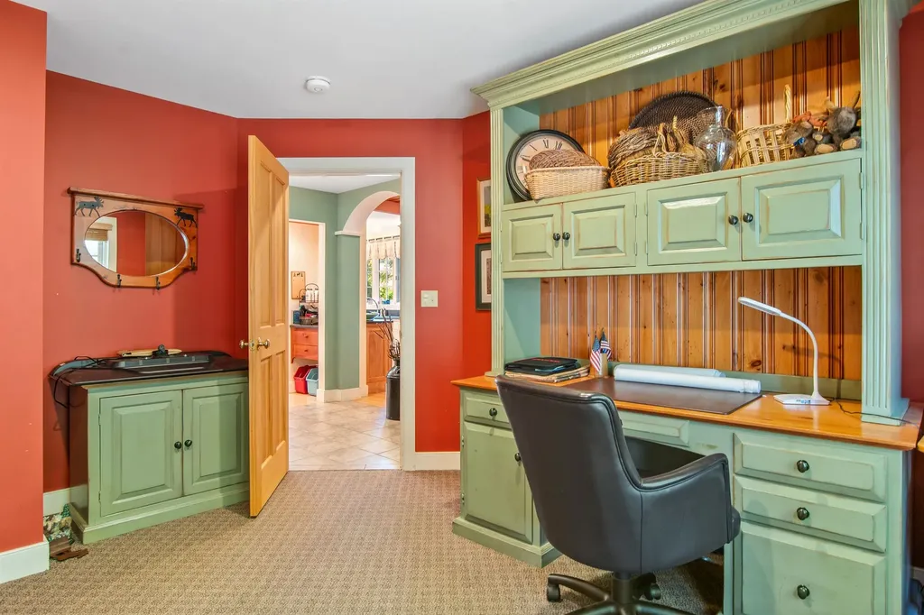 93 Lake Avenue Sunapee NH 03782