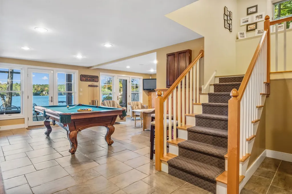 93 Lake Avenue Sunapee NH 03782