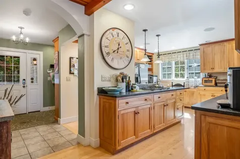 93 Lake Avenue Sunapee NH 03782