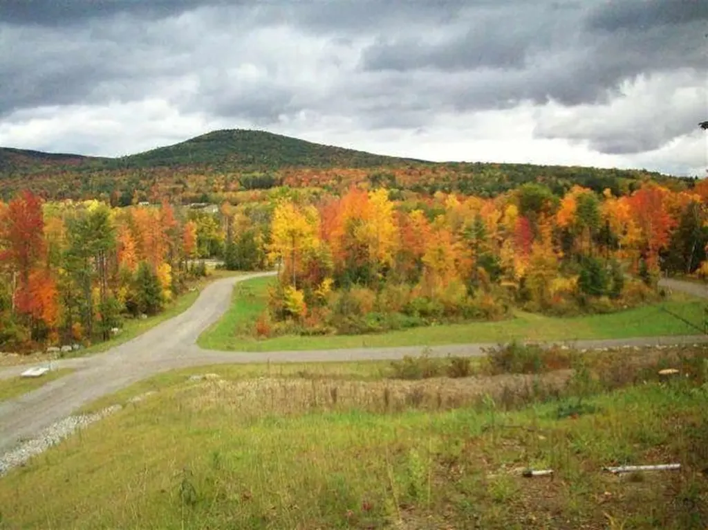 Fenn Way Circle Bath NH 03740