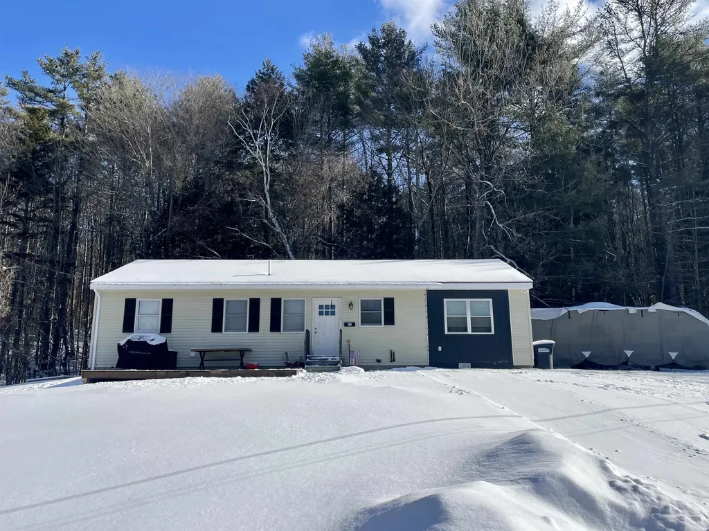 21 Deer Run Road Enfield NH 03748