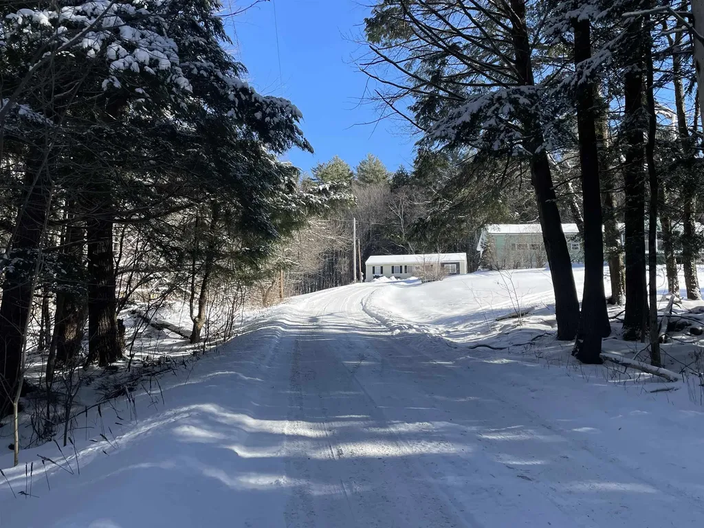 21 Deer Run Road Enfield NH 03748