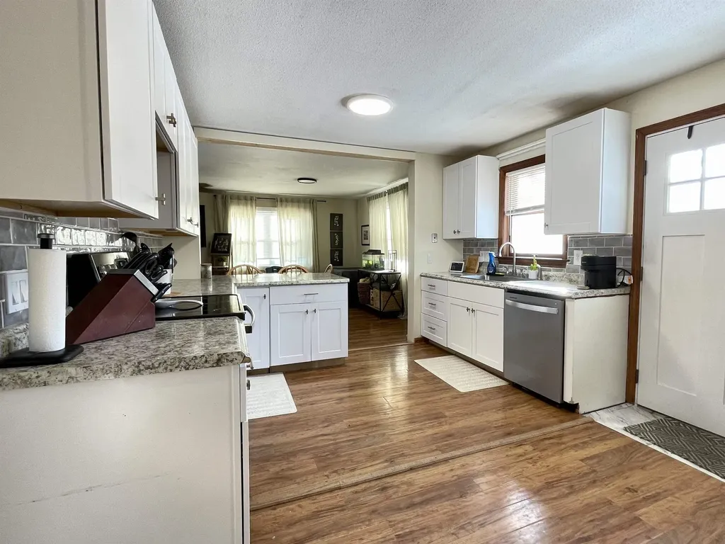 21 Deer Run Road Enfield NH 03748