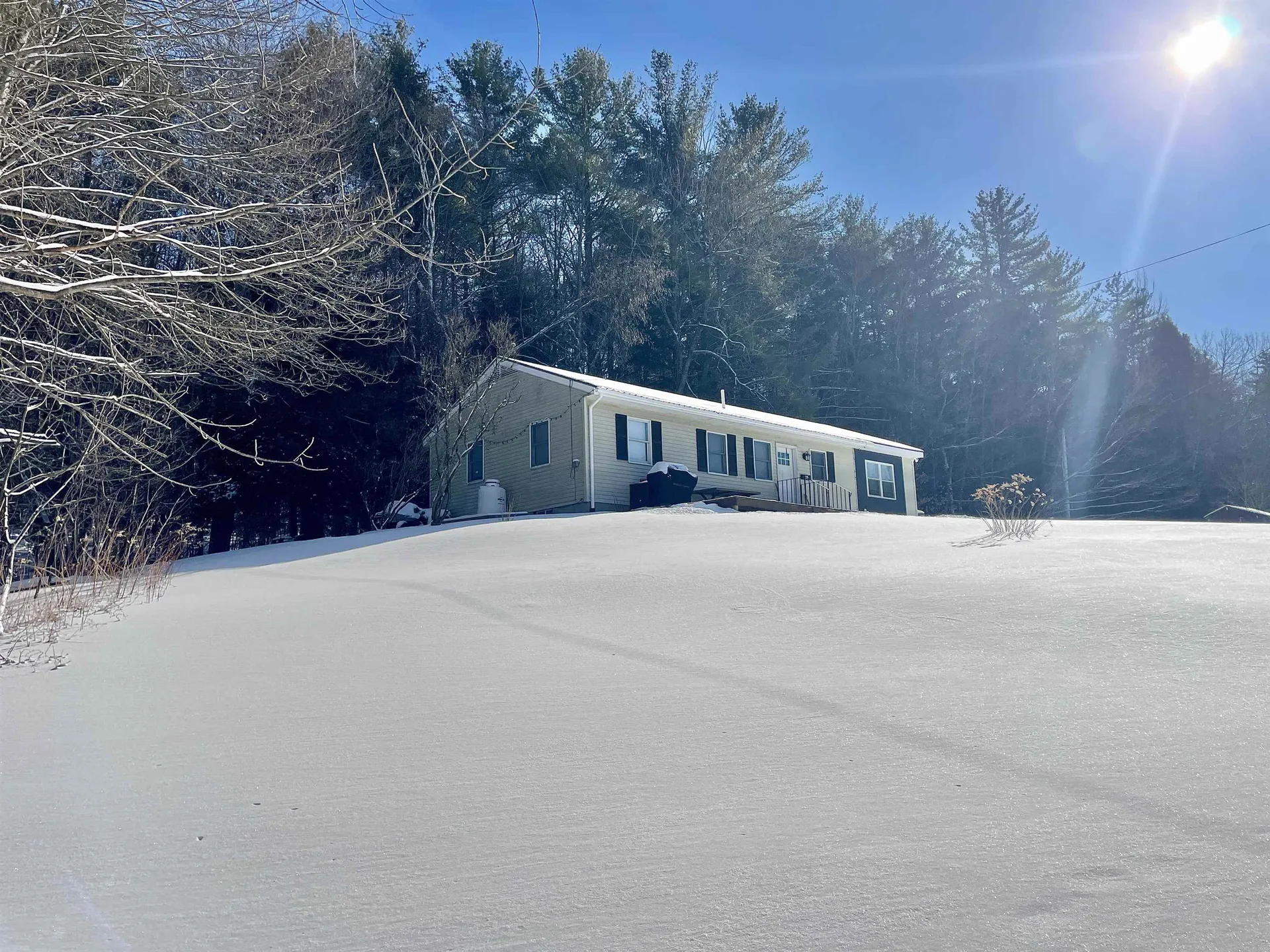 21 Deer Run Road Enfield NH 03748