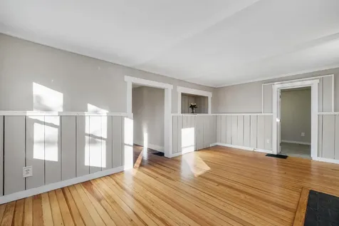 8 Davis Park Plaistow NH 03865