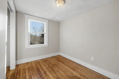 8 Davis Park Plaistow NH 03865