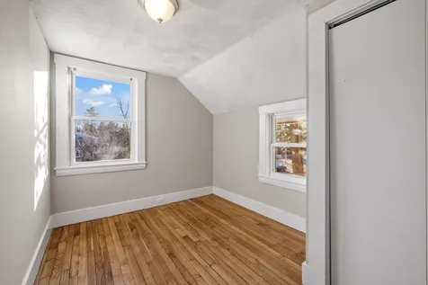 8 Davis Park Plaistow NH 03865