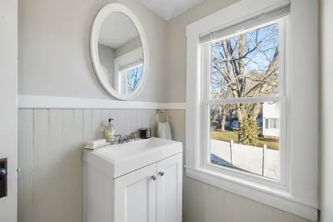 8 Davis Park Plaistow NH 03865