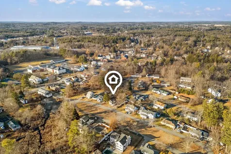 8 Davis Park Plaistow NH 03865