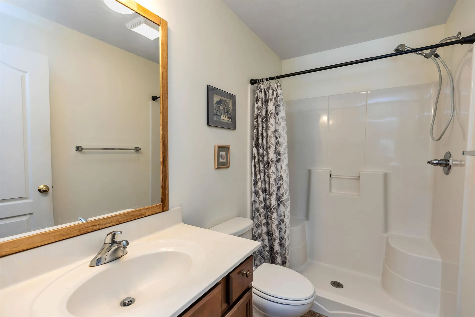 28 Owens Drive Swanzey NH 03446