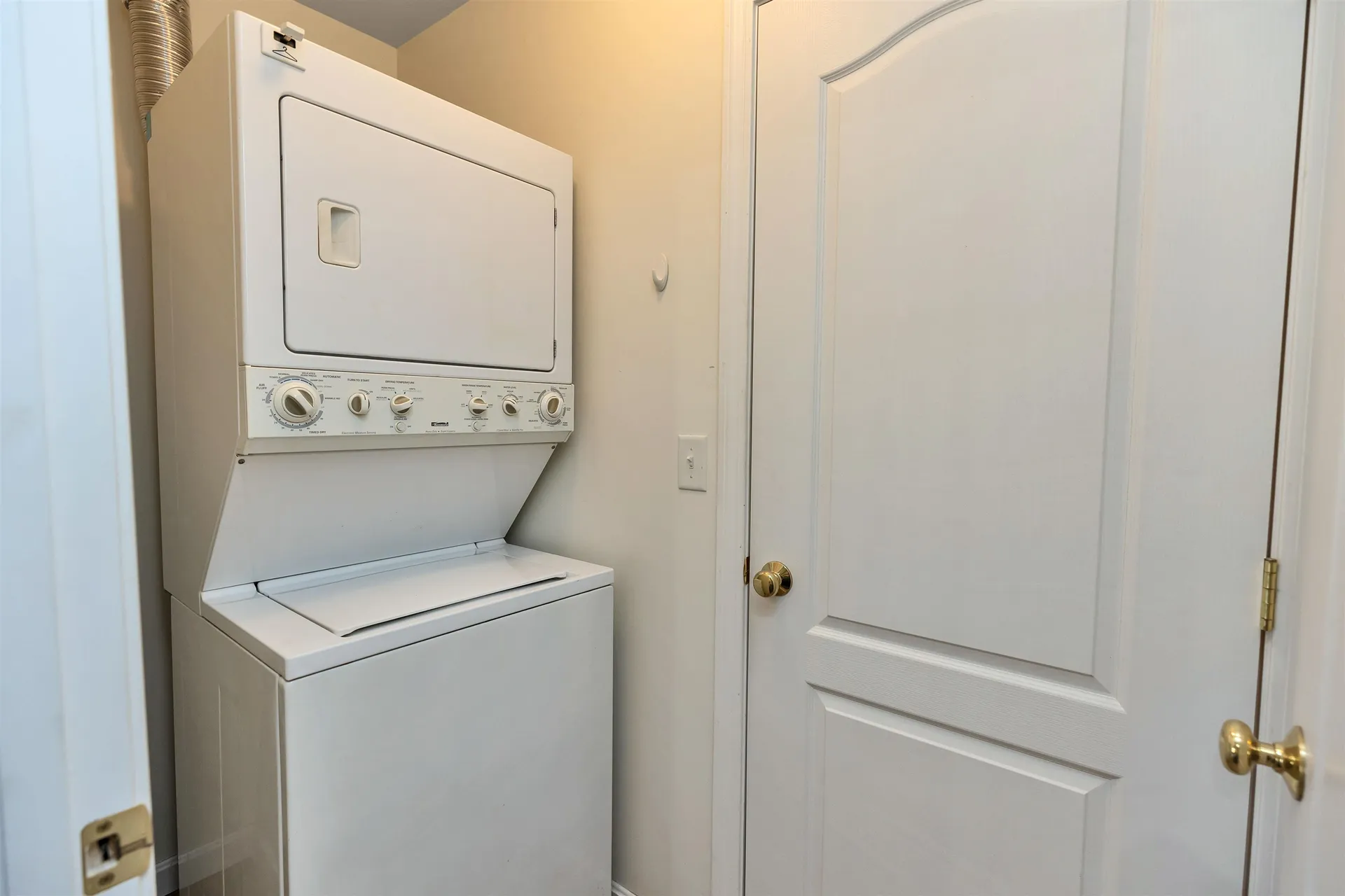 28 Owens Drive Swanzey NH 03446