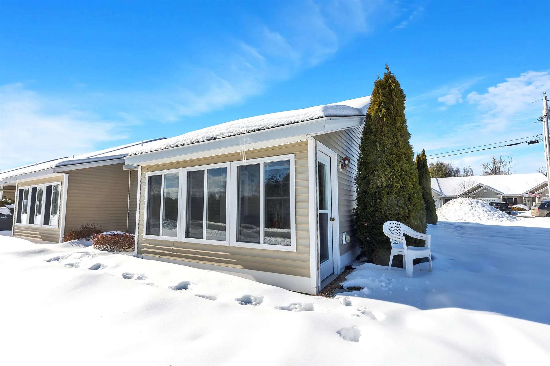 28 Owens Drive Swanzey NH 03446