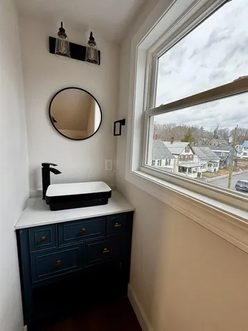 41 Franklin Street Somersworth NH 03878