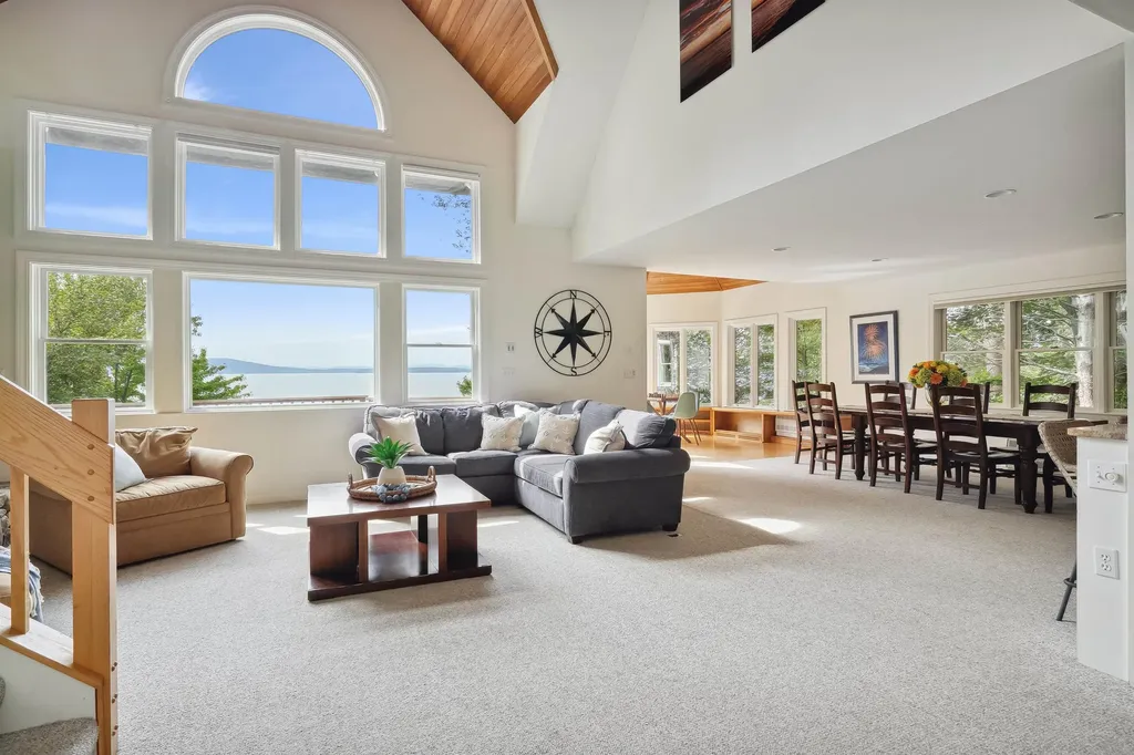 48 Eaglemere Road Tuftonboro NH 03816