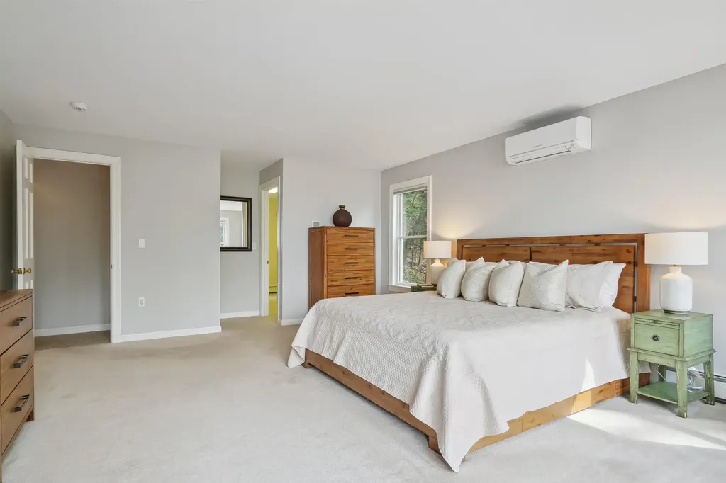 48 Eaglemere Road Tuftonboro NH 03816