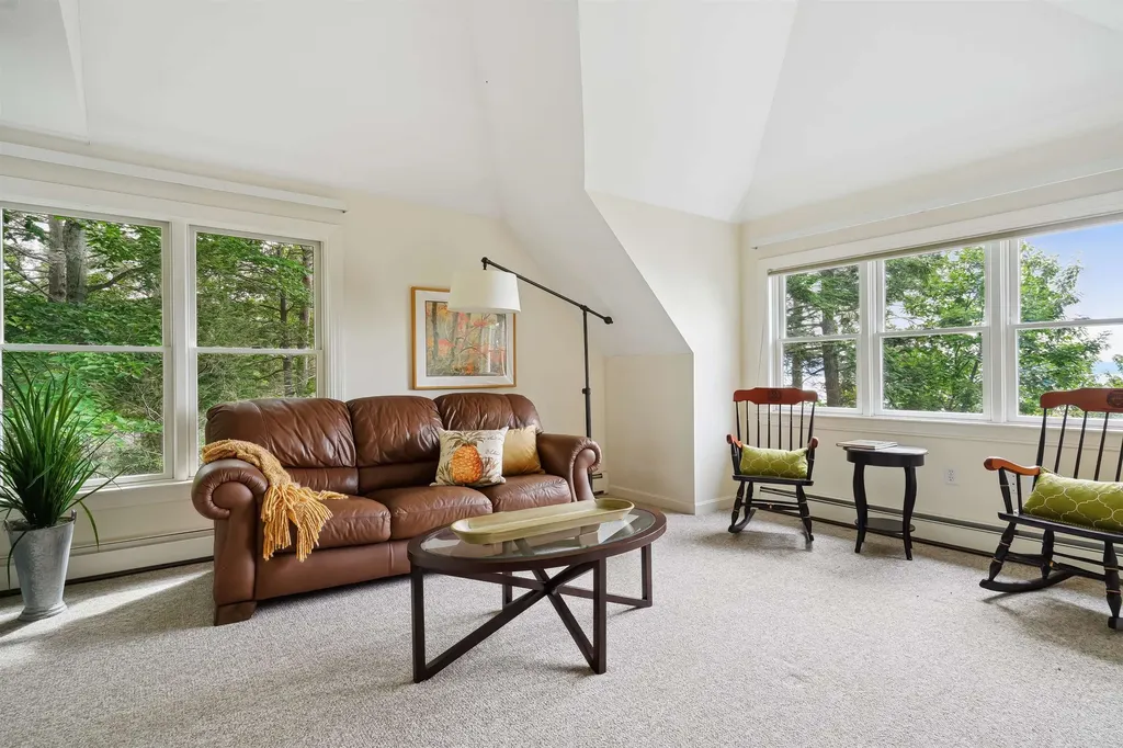 48 Eaglemere Road Tuftonboro NH 03816