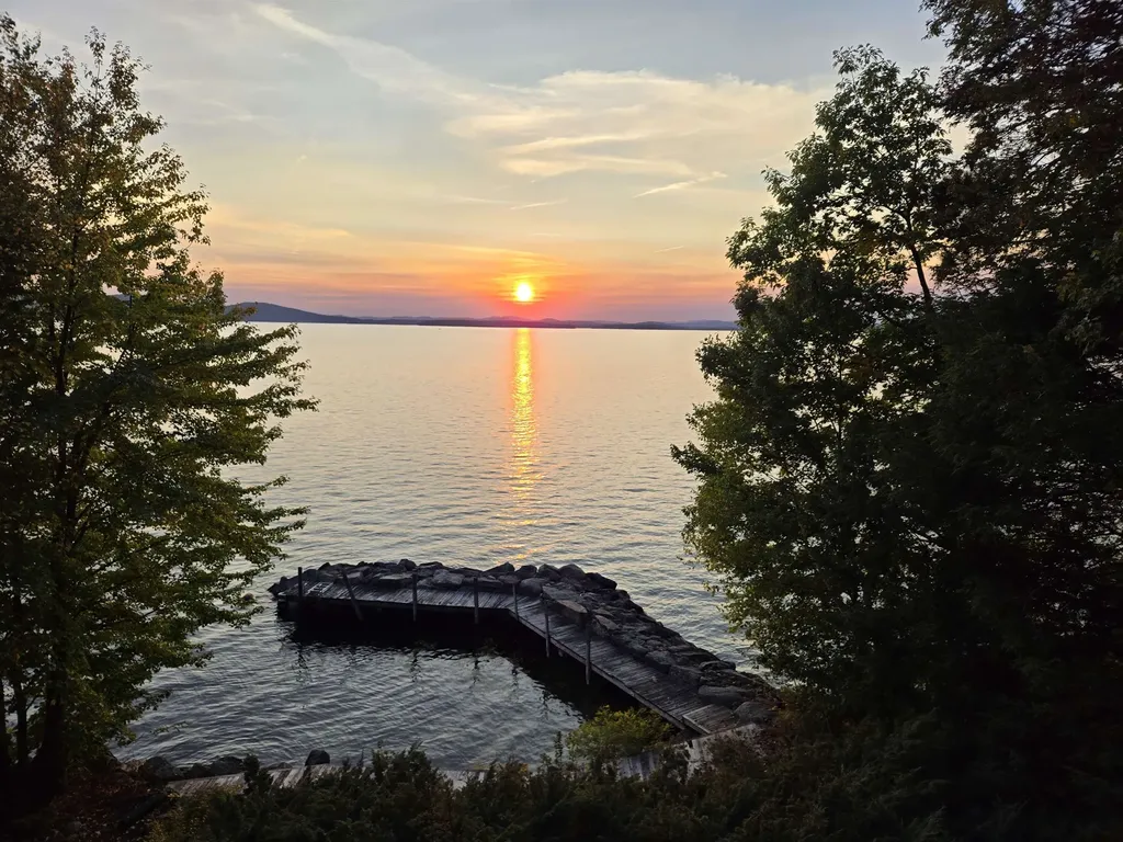 48 Eaglemere Road Tuftonboro NH 03816