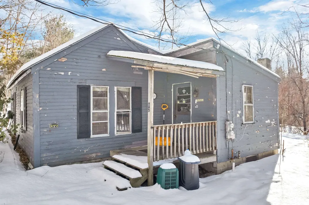 82 Edgerly School Road Meredith NH 03253