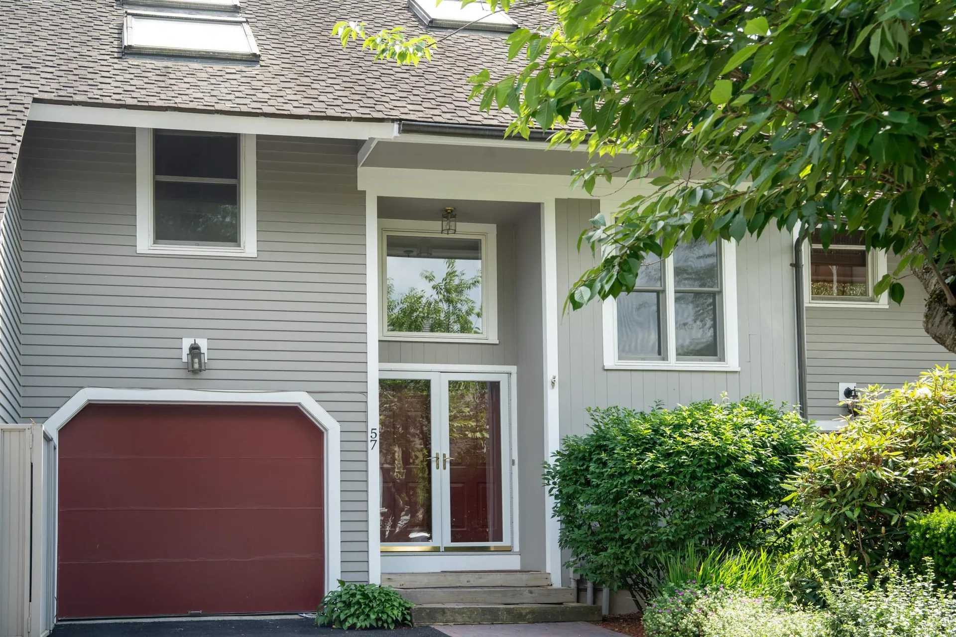 57 Green Heron Lane Nashua NH 03062