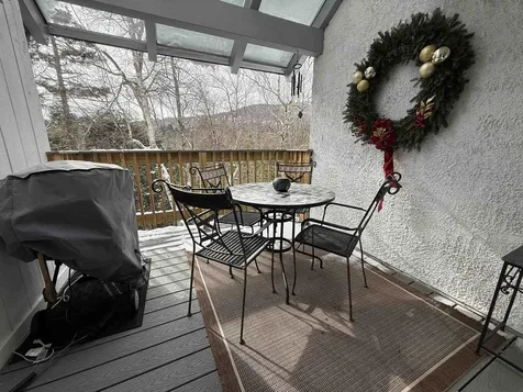 52 Bridges Resort Circle Warren VT 05674