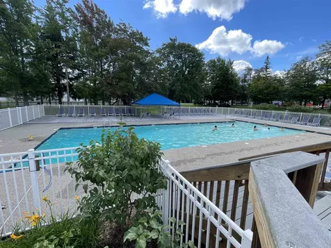 52 Bridges Resort Circle Warren VT 05674