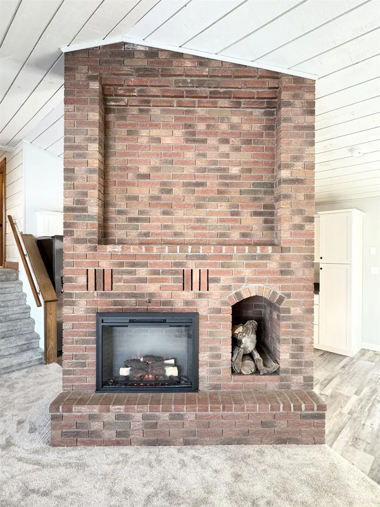 462 Logan Drive Newport City VT 05855