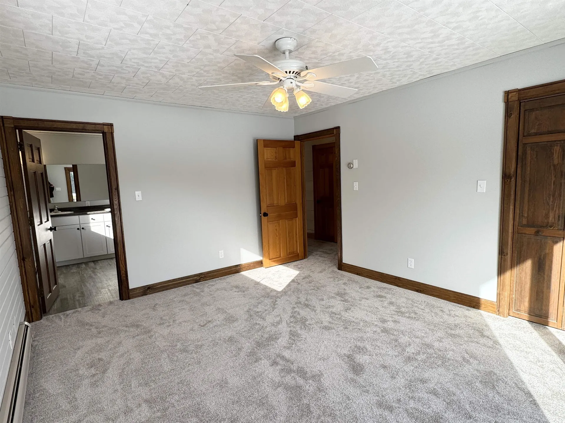 462 Logan Drive Newport City VT 05855