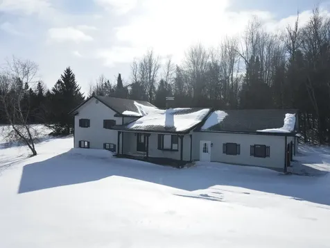 462 Logan Drive Newport City VT 05855