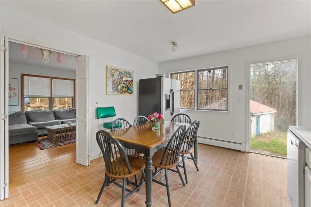 131 Mckee Road Sunderland VT 05251