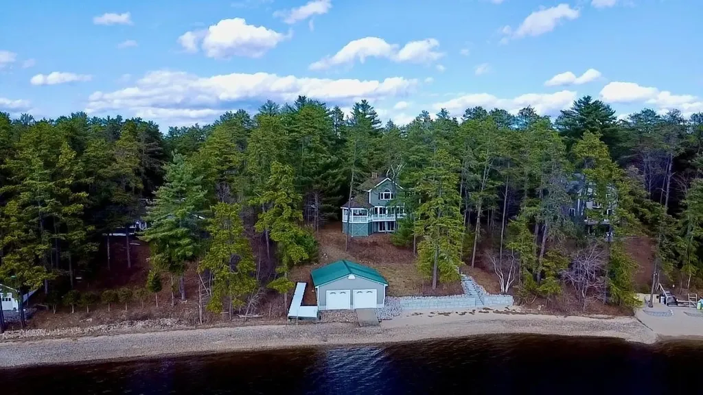 112 N Broad Bay Road Freedom NH 03836