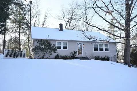 28 Giorgetti Boulevard Rutland City VT 05701