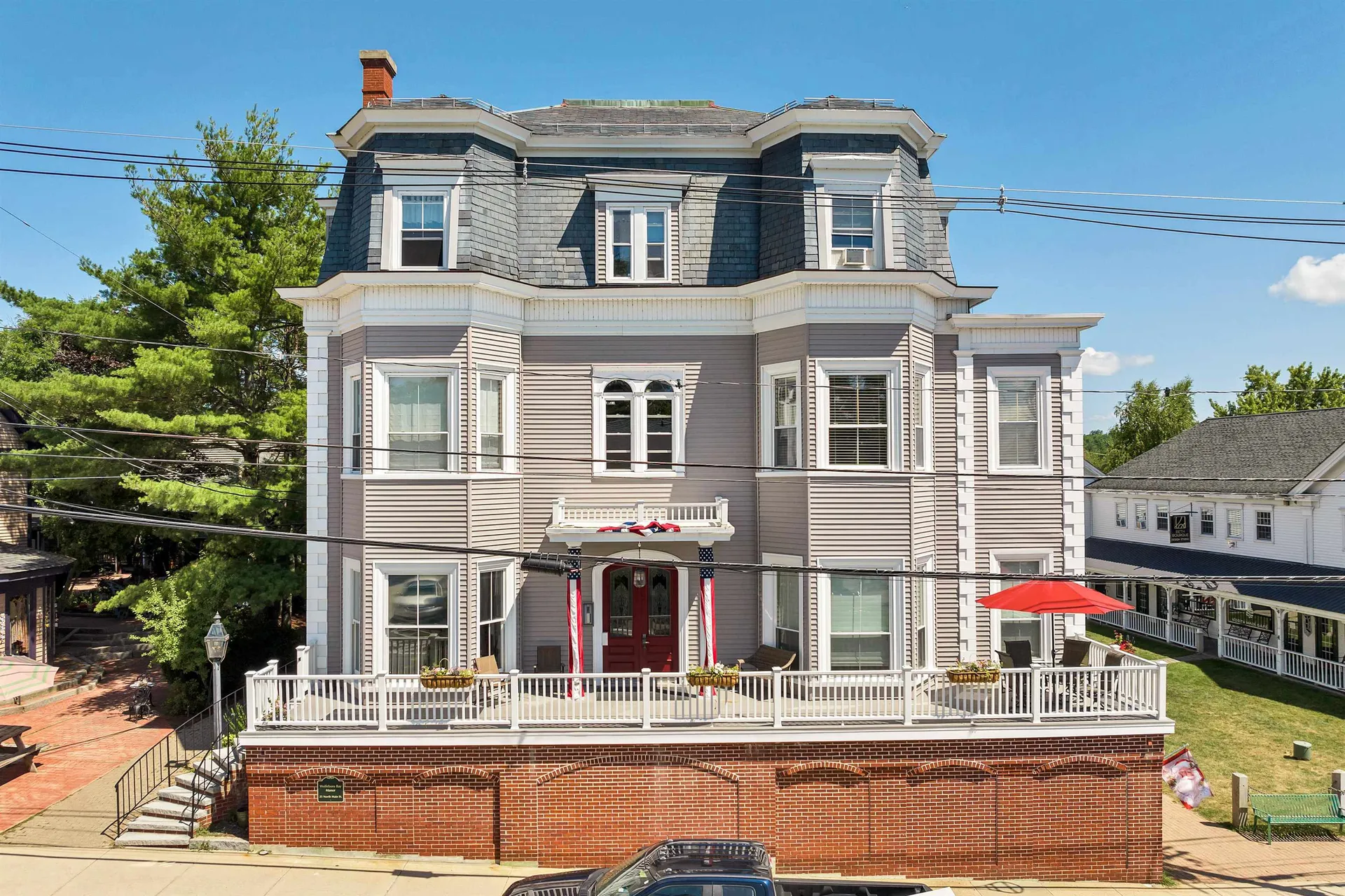 25 N Main Street Wolfeboro NH 03894