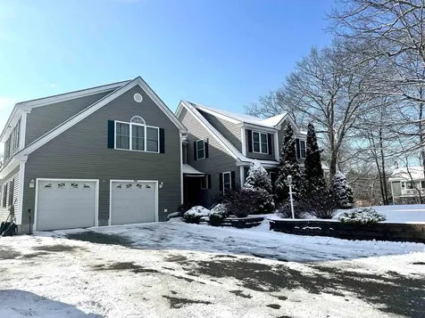 808 Sanford Road Wells ME 04090