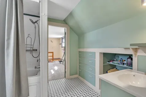 25 Linden Hill Street Woodstock VT 05091