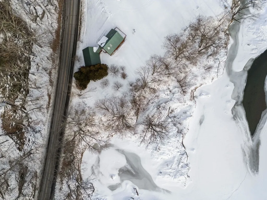 3033 Vt Route 14 Royalton VT 05068