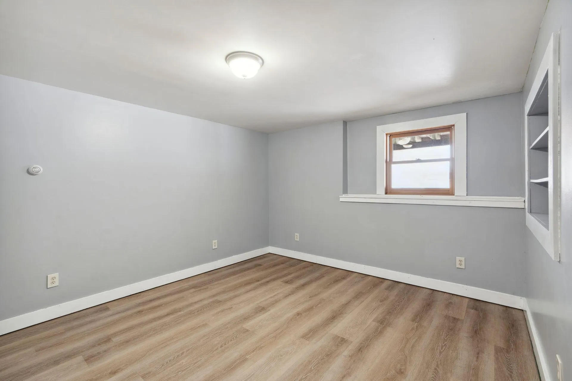 3033 Vt Route 14 Royalton VT 05068