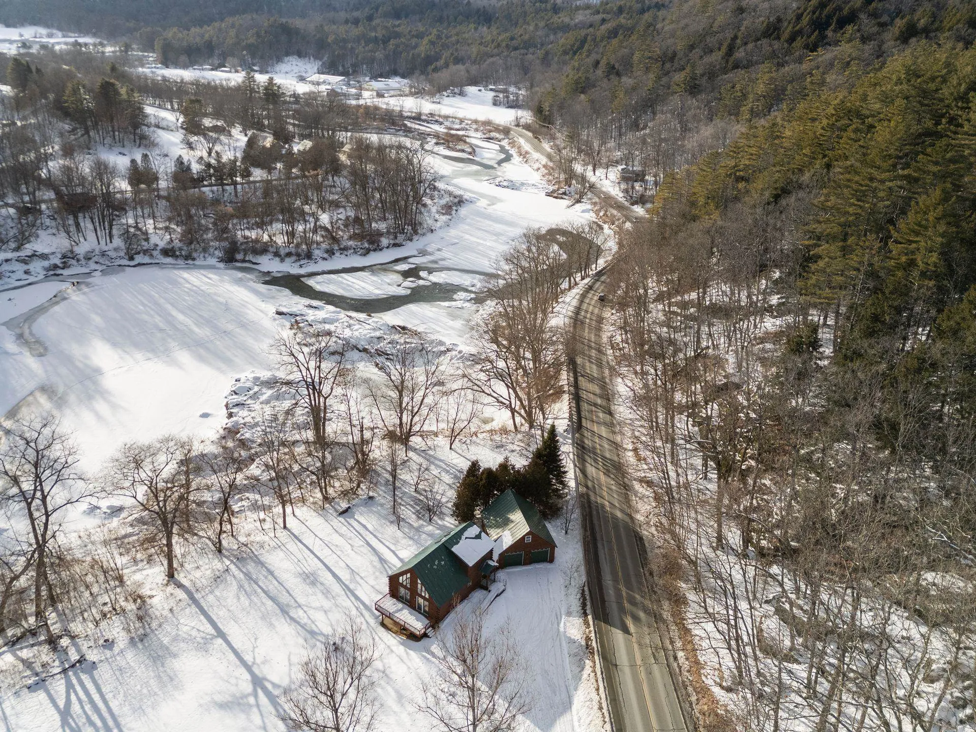 3033 Vt Route 14 Royalton VT 05068