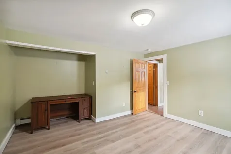 3033 Vt Route 14 Royalton VT 05068