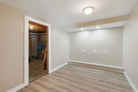 3033 Vt Route 14 Royalton VT 05068