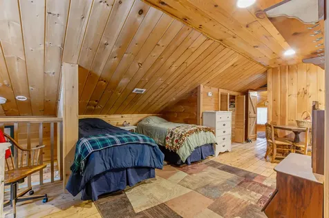 136 Spring Road Pittsburg NH 03592