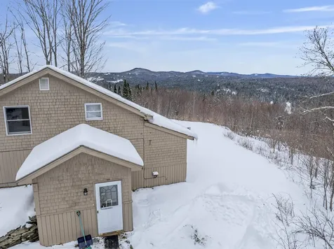 136 Spring Road Pittsburg NH 03592