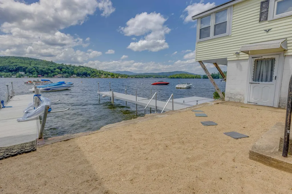 55 Lakeside Road Bristol NH 03222