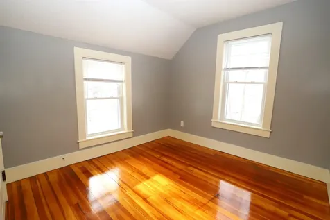 28 Middle Street Newport City VT 05855