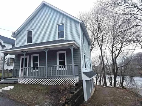 28 Middle Street Newport City VT 05855