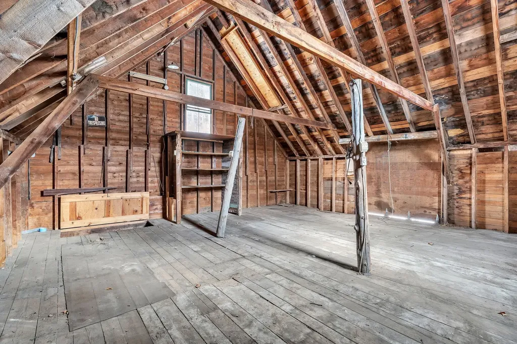 8 Richardson Street Lancaster NH 03584