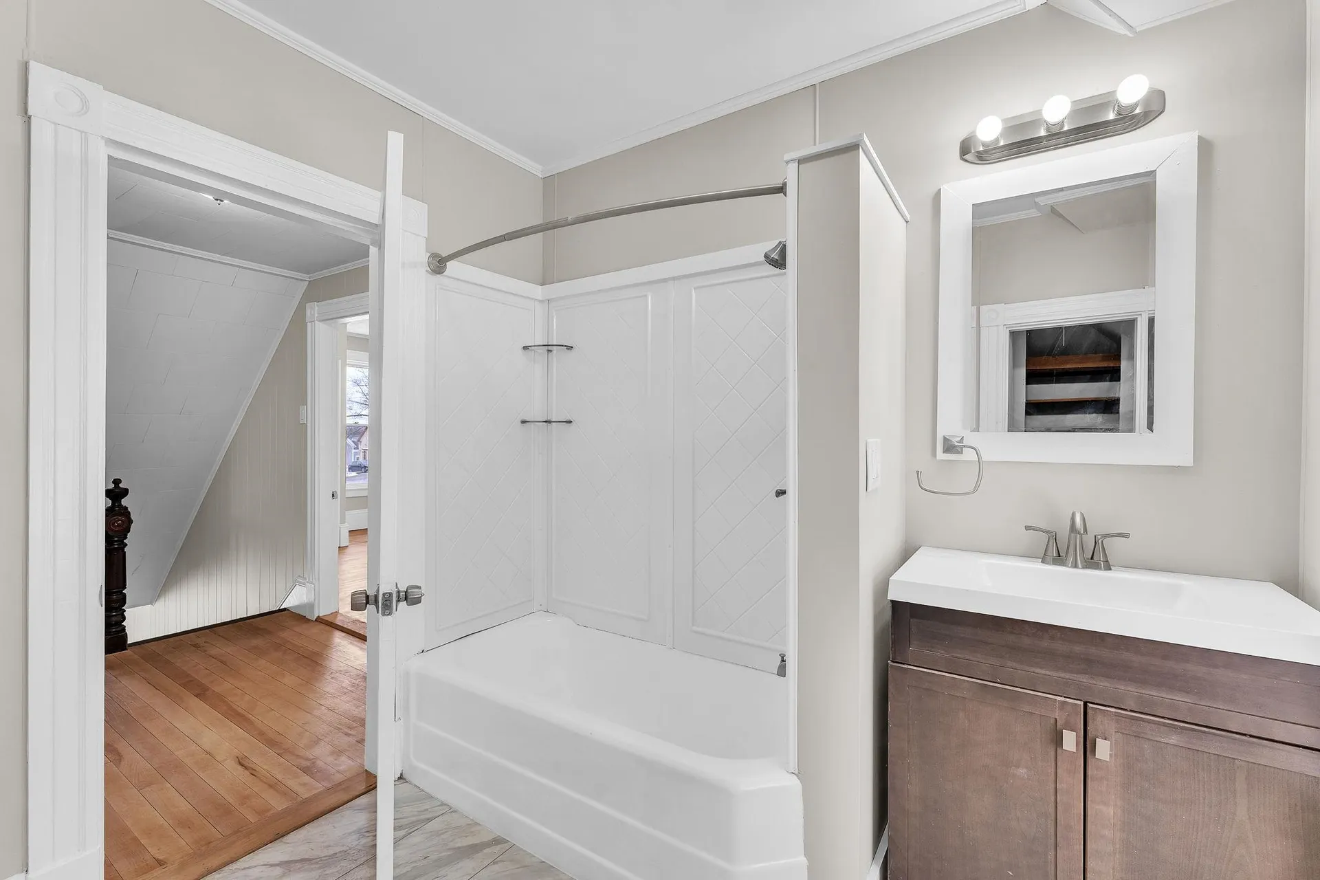 8 Richardson Street Lancaster NH 03584